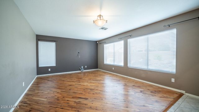 9138 W CLARA Lane, Peoria, AZ 85382