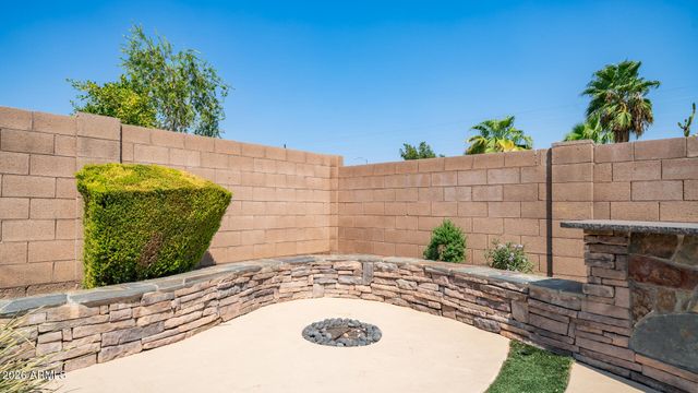 9138 W CLARA Lane, Peoria, AZ 85382