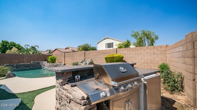 9138 W CLARA Lane, Peoria, AZ 85382
