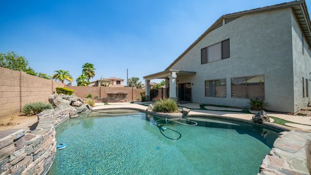 9138 W CLARA Lane, Peoria, AZ 85382
