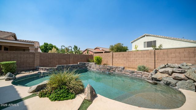 9138 W CLARA Lane, Peoria, AZ 85382