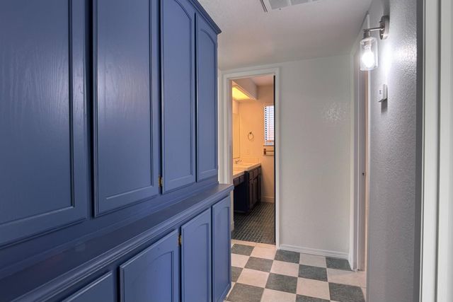 1910 E Eclipse Avenue, Fresno, CA 93720