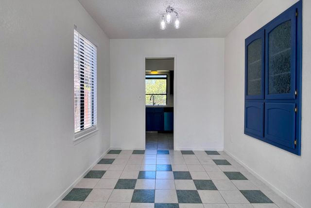 1910 E Eclipse Avenue, Fresno, CA 93720