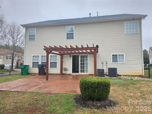 9525 Durness Drive, Charlotte, NC 28278