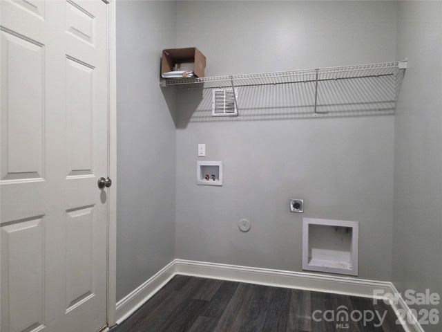 9525 Durness Drive, Charlotte, NC 28278