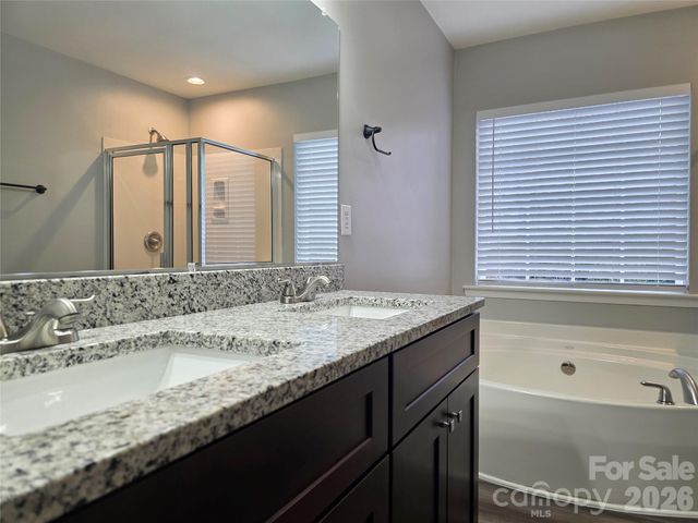 9525 Durness Drive, Charlotte, NC 28278