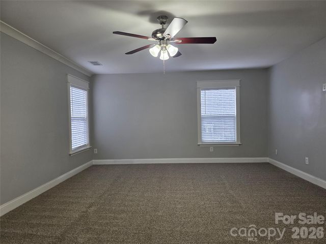 9525 Durness Drive, Charlotte, NC 28278