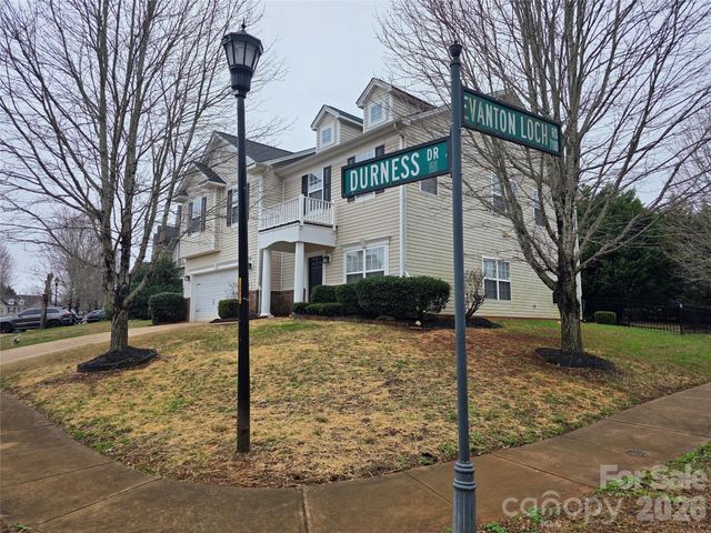 9525 Durness Drive, Charlotte, NC 28278