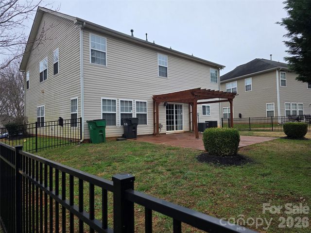 9525 Durness Drive, Charlotte, NC 28278