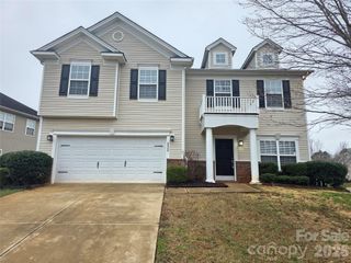 9525 Durness Drive, Charlotte, NC 28278