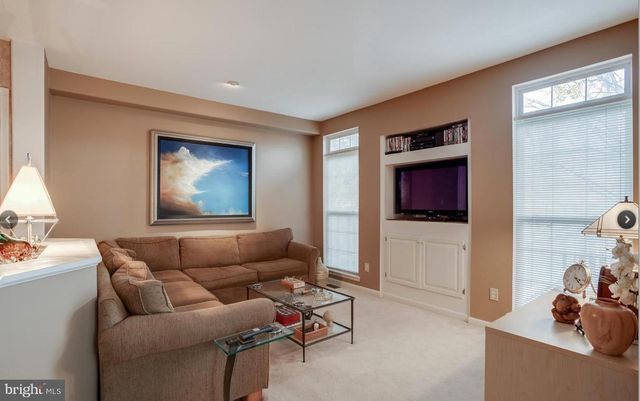 9810 BOLTON VILLAGE CT, Fairfax, VA 22032