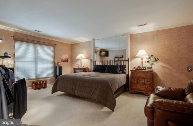 9810 BOLTON VILLAGE CT, Fairfax, VA 22032
