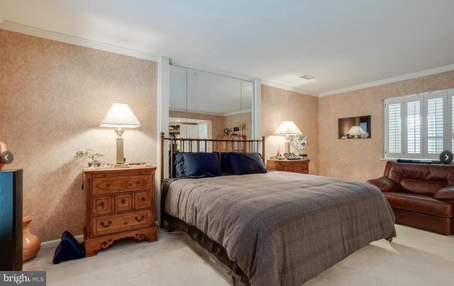9810 BOLTON VILLAGE CT, Fairfax, VA 22032