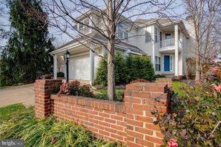 9810 BOLTON VILLAGE CT, Fairfax, VA 22032