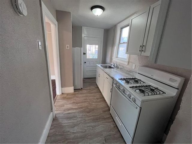 1532 4th Ave, Arnold, PA 15068