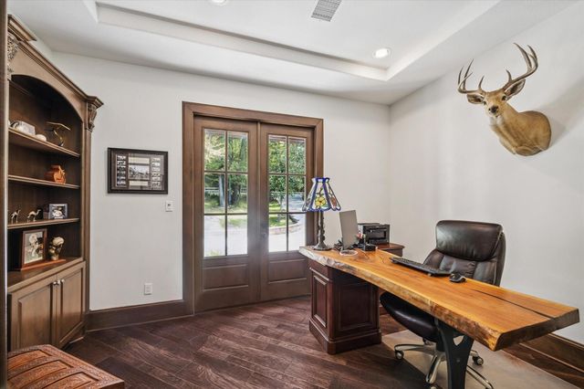 7373 Teaswood Drive, Conroe, TX 77304