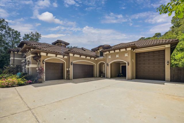 7373 Teaswood Drive, Conroe, TX 77304