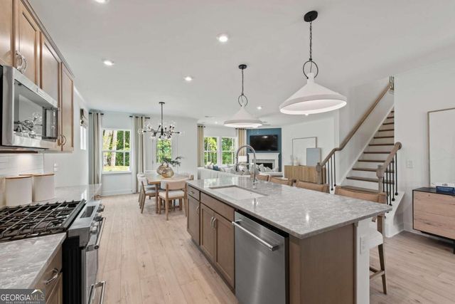 732 Mirror Lake Parkway, Villa Rica, GA 30180