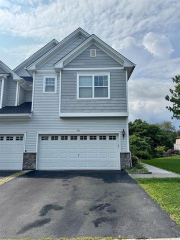 95 Meadow View Drive, Middletown, NY 10940