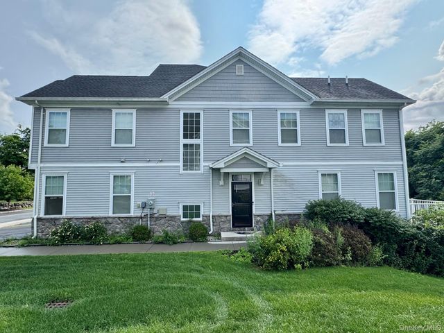 95 Meadow View Drive, Middletown, NY 10940