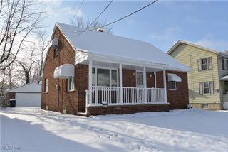 1068 Wyley Avenue, Akron, OH 44306