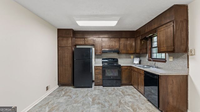 4561 Fairfax Place, Powder Springs, GA 30127