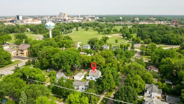 615 3rd Street S, Moorhead, MN 56560