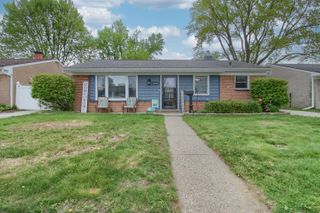 8210 N Henry Ruff Road, Westland, MI 48185