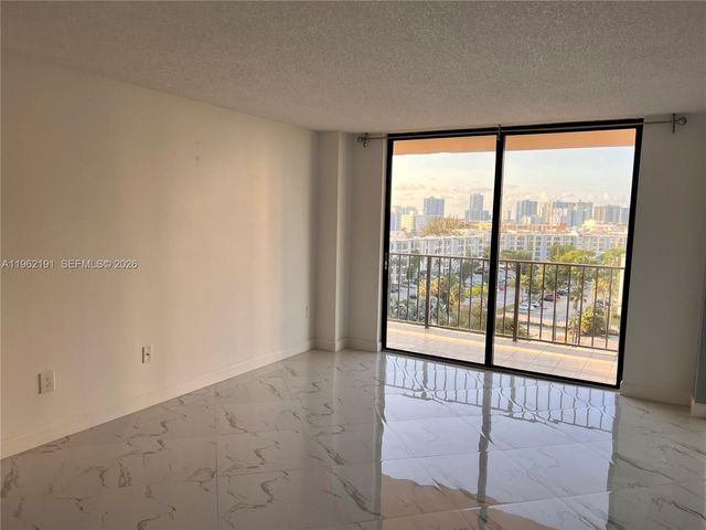 210 174th St 912, Sunny Isles Beach, FL 33160