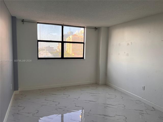 210 174th St 912, Sunny Isles Beach, FL 33160