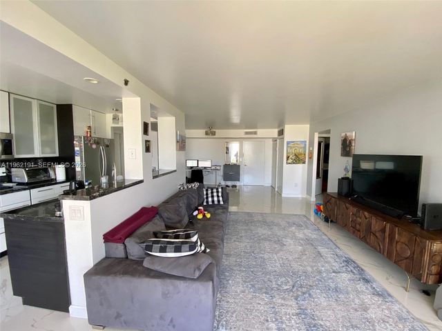 210 174th St 912, Sunny Isles Beach, FL 33160