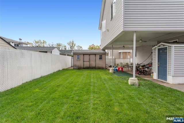 4 Lorelei Terrace, Lodi, NJ 07644