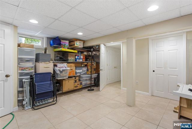 4 Lorelei Terrace, Lodi, NJ 07644