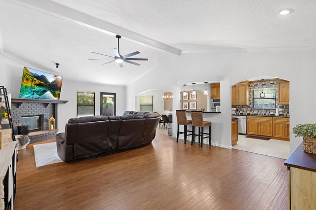 12449 Jeremys Landing Ct, Jacksonville, FL 32258