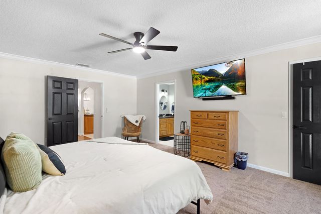 12449 Jeremys Landing Ct, Jacksonville, FL 32258