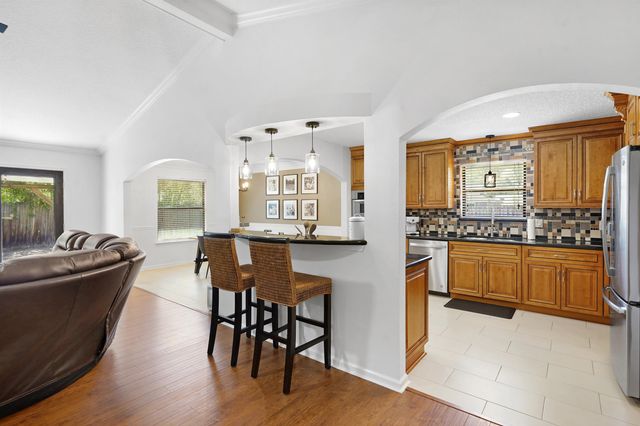 12449 Jeremys Landing Ct, Jacksonville, FL 32258