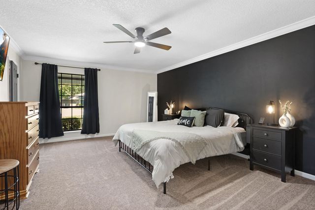 12449 Jeremys Landing Ct, Jacksonville, FL 32258