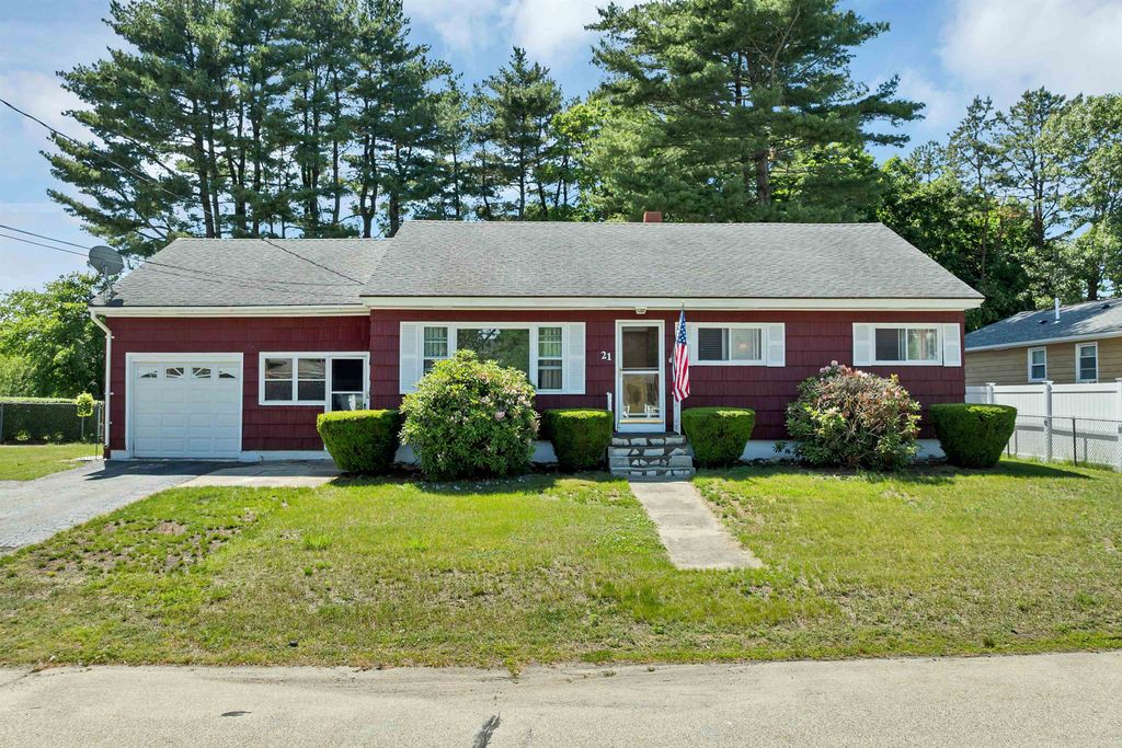 21 Acton Street, Nashua, NH 03060