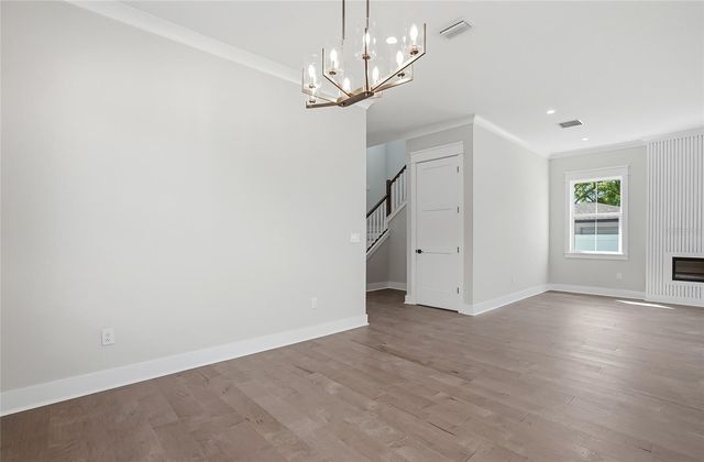 879 53RD AVENUE N, St Petersburg, FL 33703