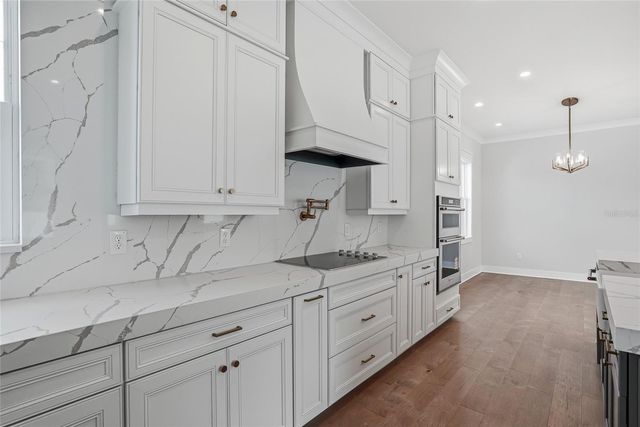 879 53RD AVENUE N, St Petersburg, FL 33703