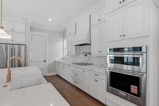 879 53RD AVENUE N, St Petersburg, FL 33703