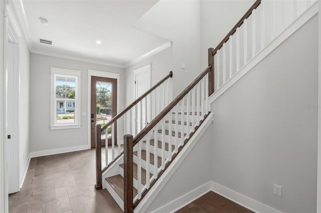 879 53RD AVENUE N, St Petersburg, FL 33703