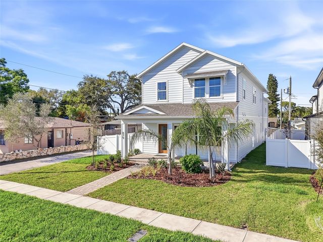 879 53RD AVENUE N, St Petersburg, FL 33703