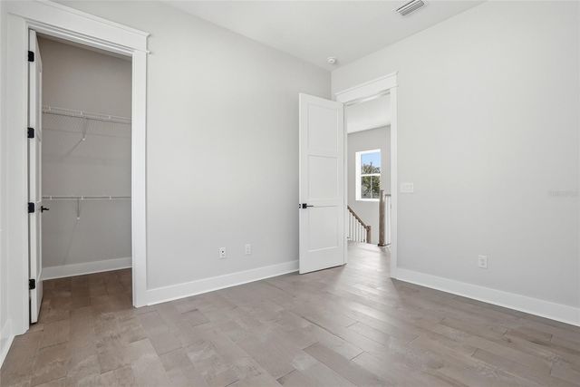 879 53RD AVENUE N, St Petersburg, FL 33703