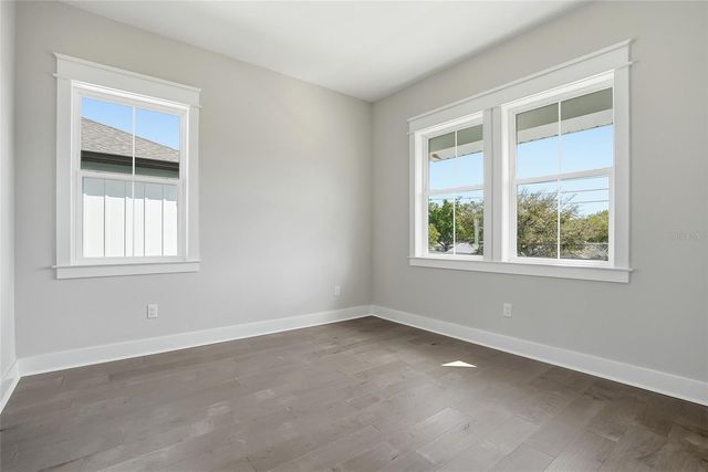 879 53RD AVENUE N, St Petersburg, FL 33703