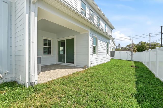 879 53RD AVENUE N, St Petersburg, FL 33703