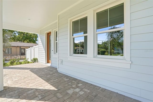 879 53RD AVENUE N, St Petersburg, FL 33703