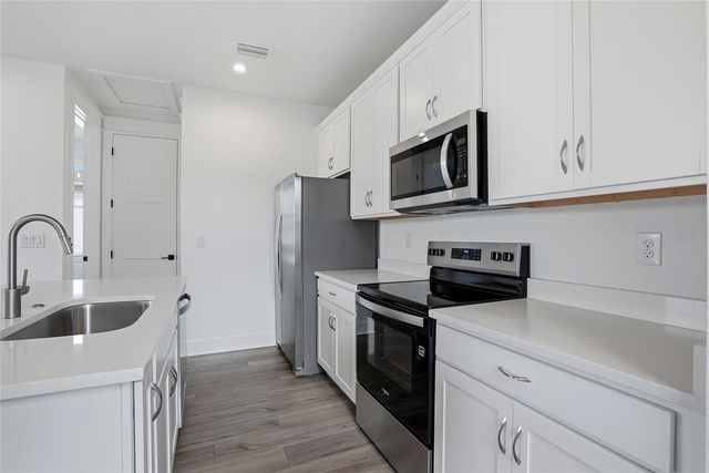 879 53RD AVENUE N, St Petersburg, FL 33703