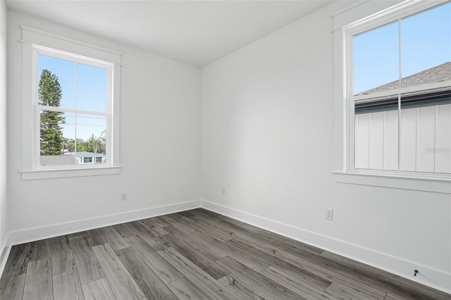 879 53RD AVENUE N, St Petersburg, FL 33703