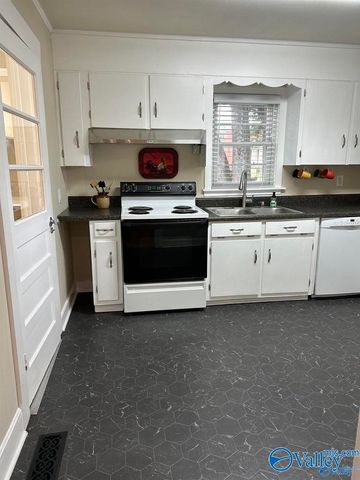 1529 McKinley Avenue, Huntsville, AL 35801
